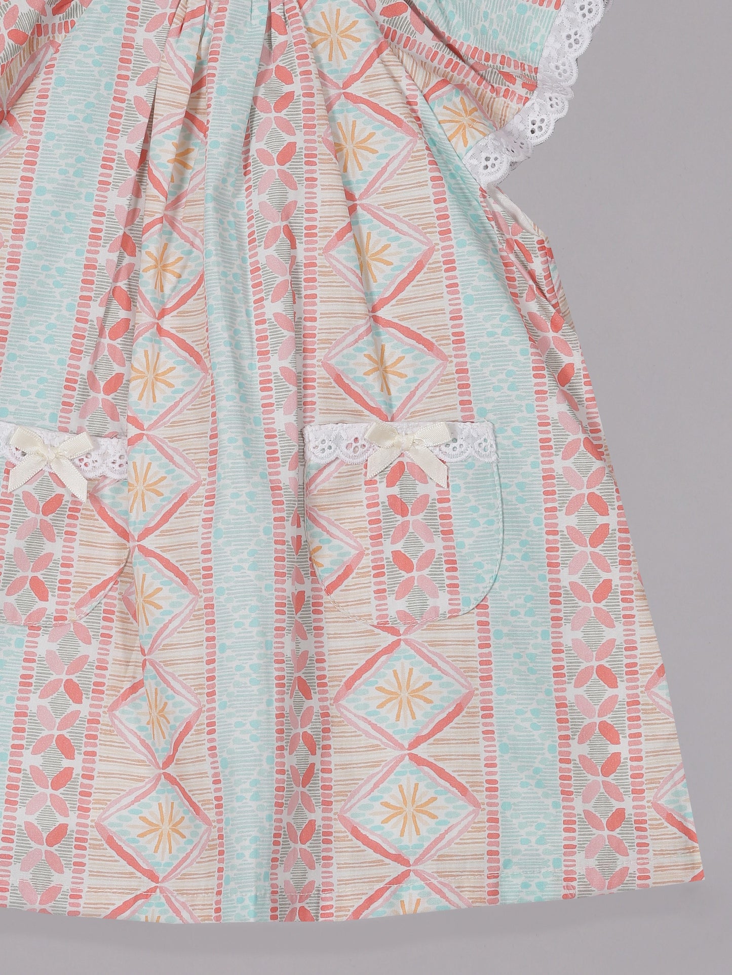 Aomi cotton blend Printed Flutter Sleeve With Lace Trim & Bow Pockets Dress - Red